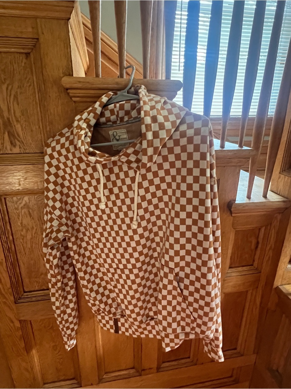 Women’s boutique style AMPERSAND AVE Brown and White Checkered Hoodie